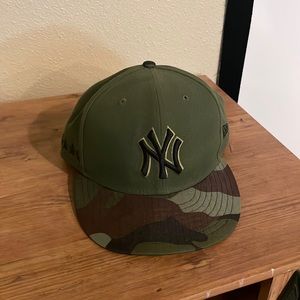 Yankees Veteran Fitted